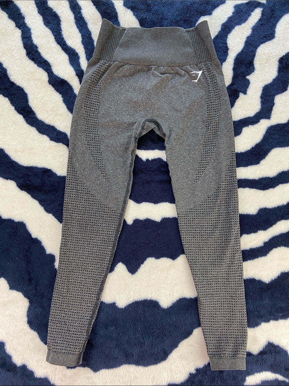 Gymshark Womens Grey Seamless Textured Leggings Pants Gym Workout Small S